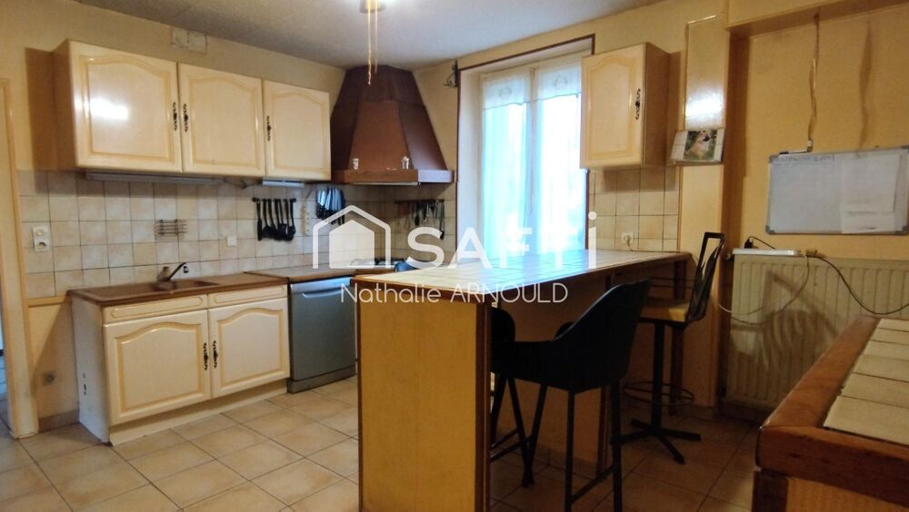 Vente Maison Maison de village de 240 m2 environ sur une parcelle de 1547 m2 Friauville