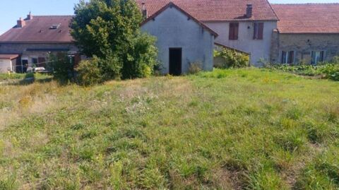   GROS POTENTIEL POUR CET IMMEUBLE !IDEAL POUR INVETISSEUR ! 235 m2 sur parcelle de 1182 m2 Maison - 13 pi�ce(s) - 235 m�