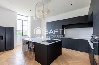  Maison � vendre 8 pi�ces 300 m�