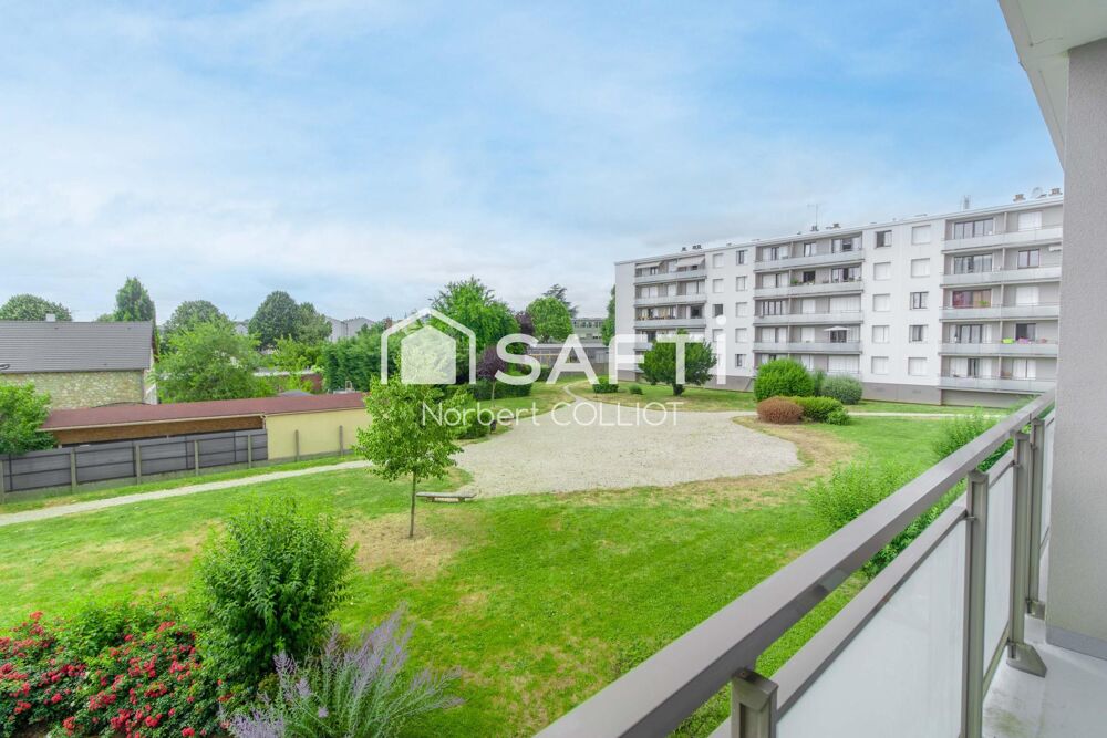 Appartement 59 m2, Carrez, au calme, T3, Bois d'Arcy, quartier de l'Eglise, et proche de toutes commodités!
