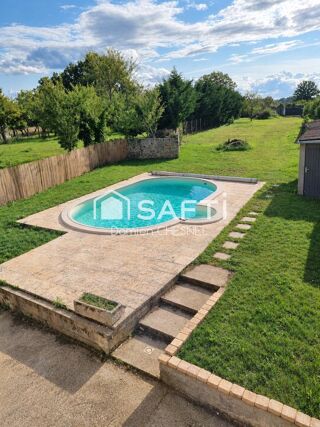 Maison 7 pièces 206 m² · à Morlac · 206 m² · 124 700 €