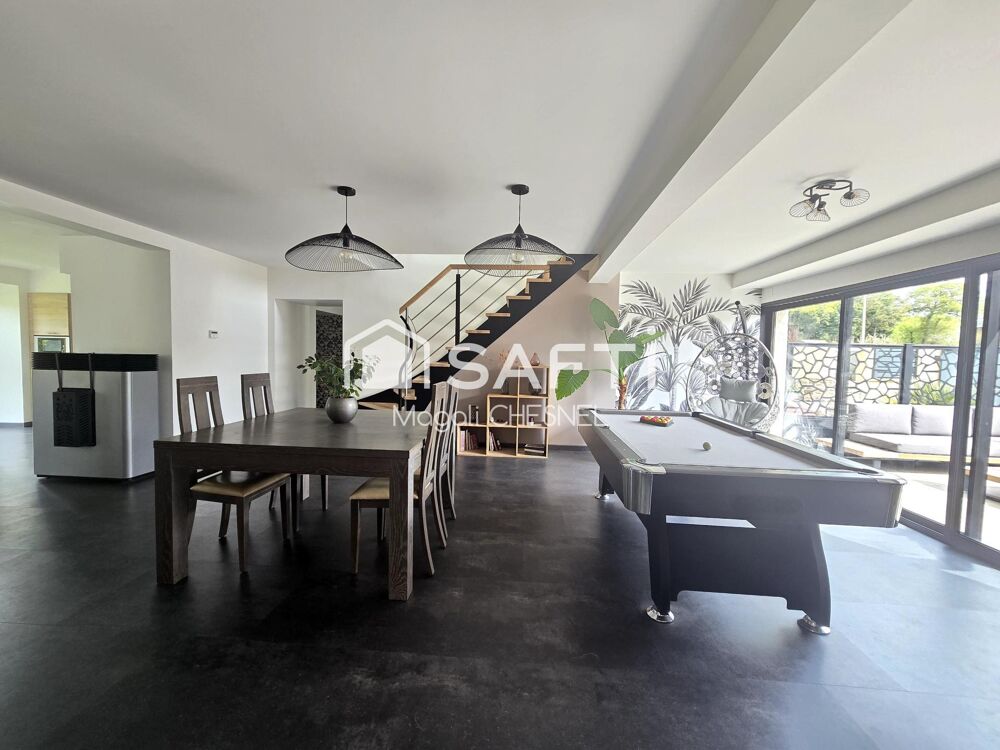 LONGERE 242 m²  6 CHAMBRES  GRAND TERRAIN  GUIPEL