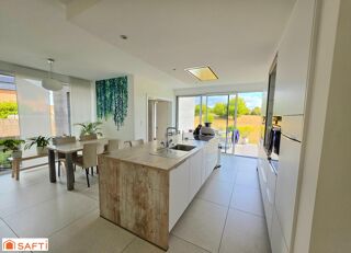  Maison à vendre 7 pièces 252 m²