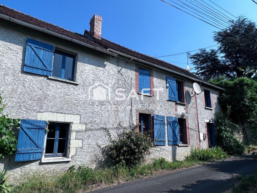 Maison en pierre a la campagne