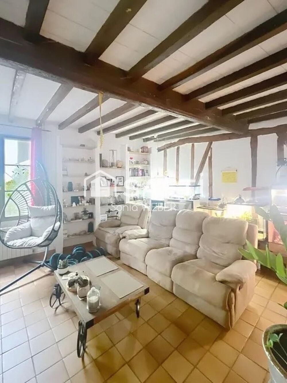 Maison champenoise type corps de ferme avec dépendances et jardin