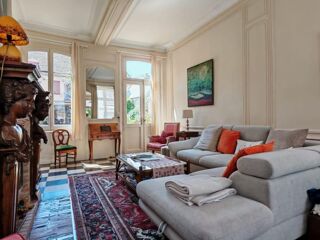  Maison à vendre 12 pièces 390 m²