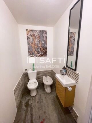  Immeuble à vendre 165 m²