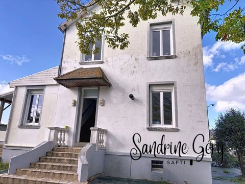   A Saint -Aigan-sur-Roe maison  vendre loue Maison - 6 pice(s) - 110 m
