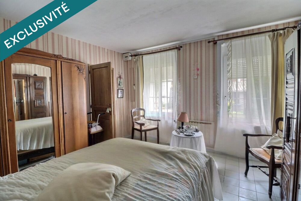 Vente Maison Charmante petite maison de village, à remettre au confort d'aujourd'hui, avec un petit extérieur bien clos et son garage ! A ne Solesmes