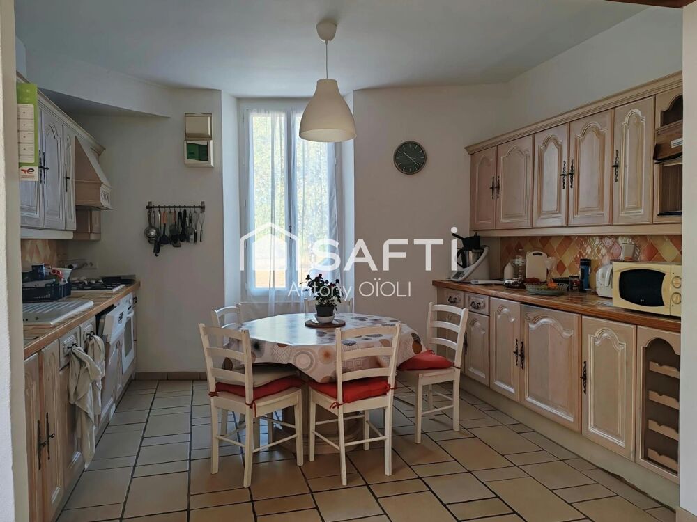 Vente Maison MAISON DE CARACTÈRE – 201 M² – 6 CHAMBRES – GRANGE ET DÉPENDANCES Sens