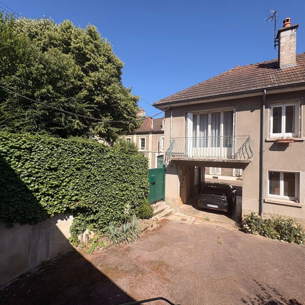 AUTUN - ENSEMBLE IMMOBILIER FORT POTENTIEL
