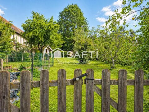   Maison de caractère 228 m² avec jardin en centre-ville Maison - 9 pièce(s) - 228 m²
