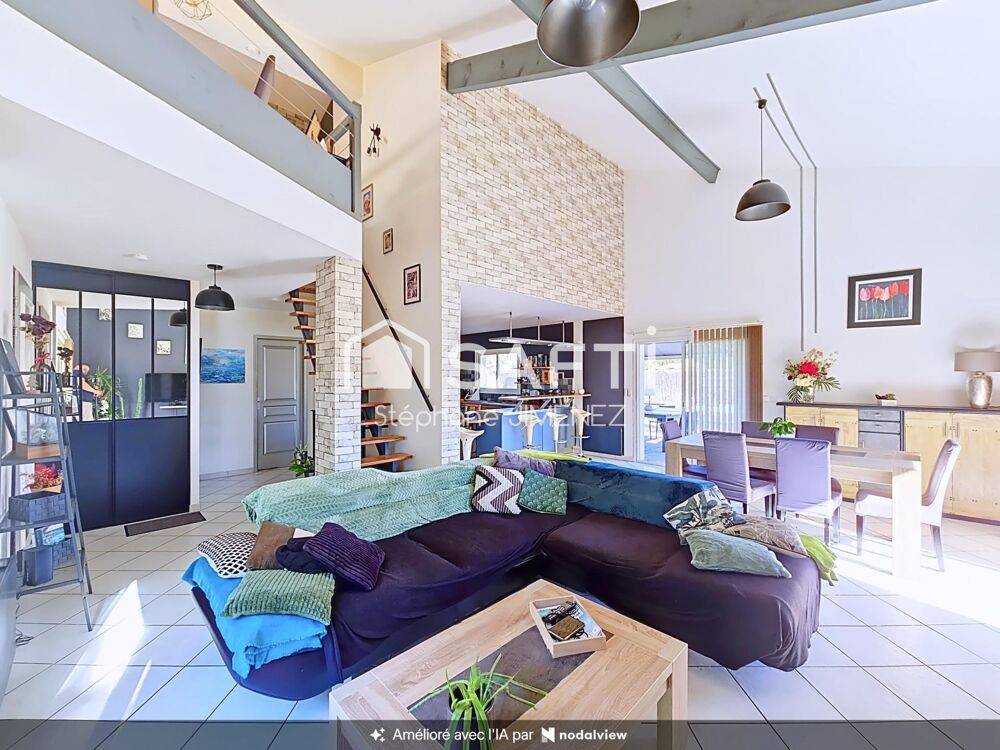 Vente Maison Maison d'architecte de 145 m²et 1200m² de terrain Sainte-eulalie