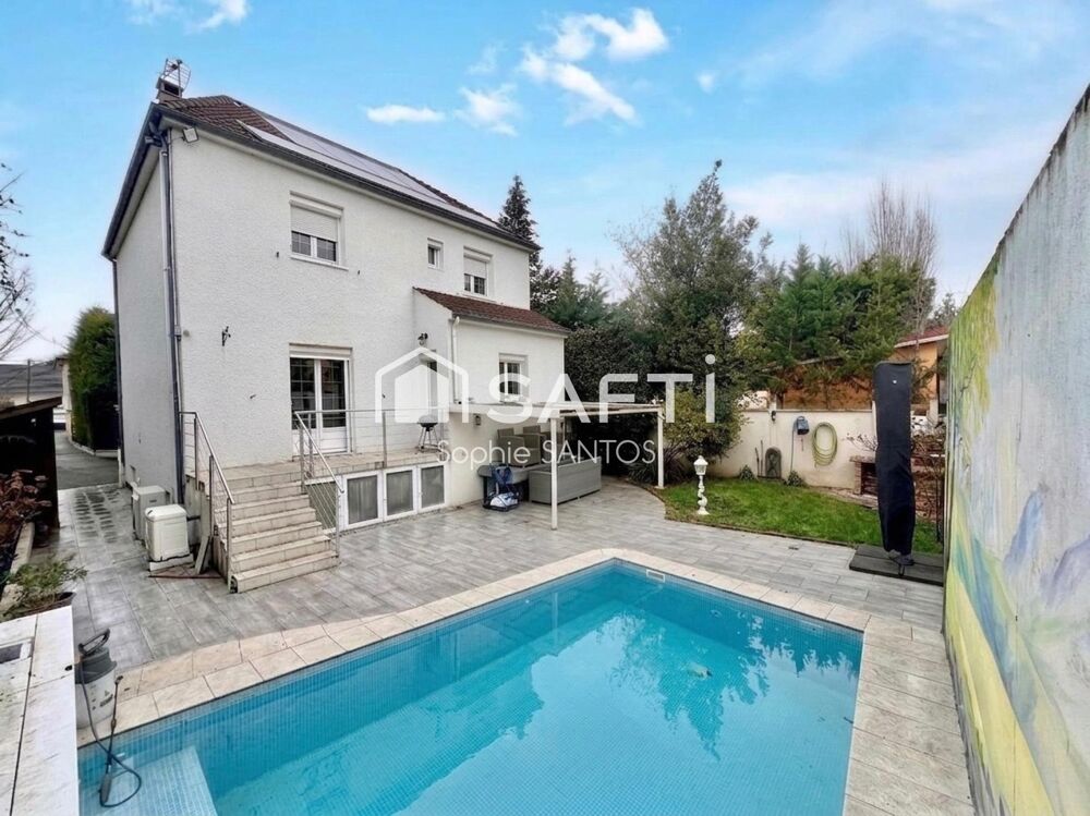 Vente Maison MAISON 175 M2 - 6 PIECES - AVEC PISCINE CHAUFFEE Neuilly-plaisance