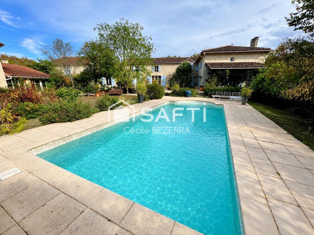 Vente Maison Propriété de charme en pierre avec trois logements, piscine et terrain de 8 000 m² – À 7 minutes de Condom Condom