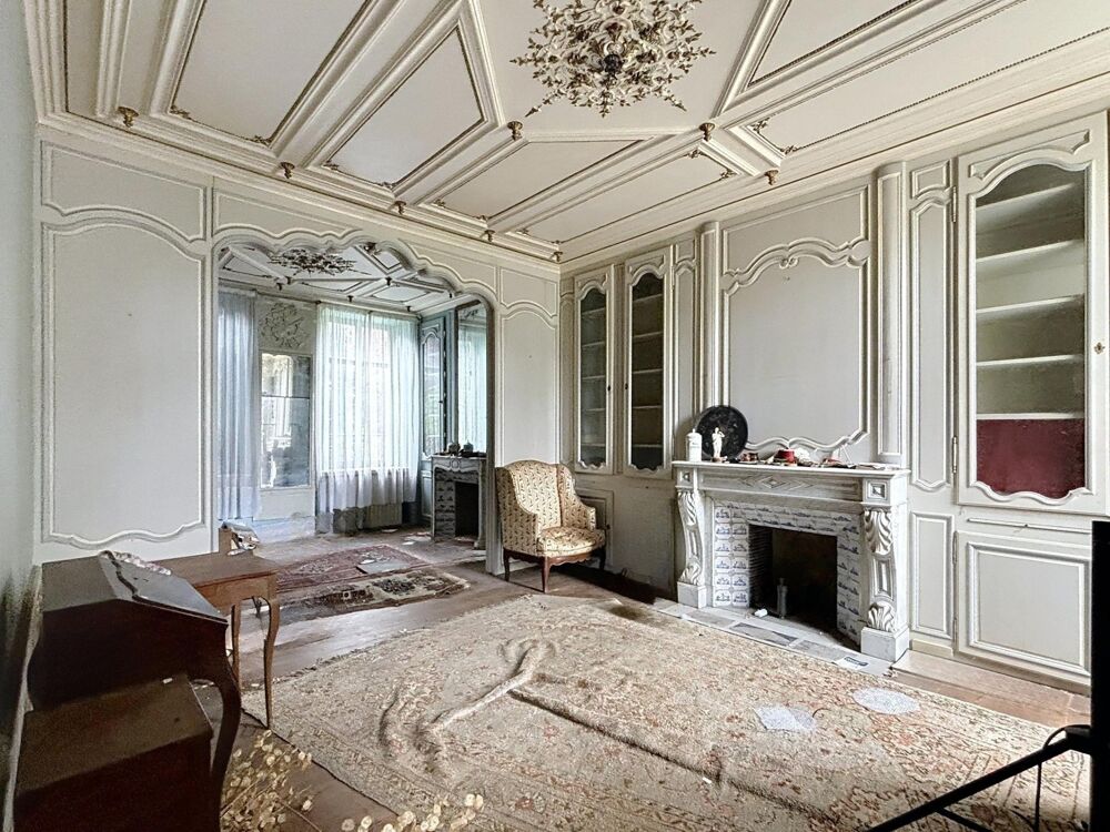Maison de mâitre avec dépendances et beaucoup de travaux ideal pour déficit foncier