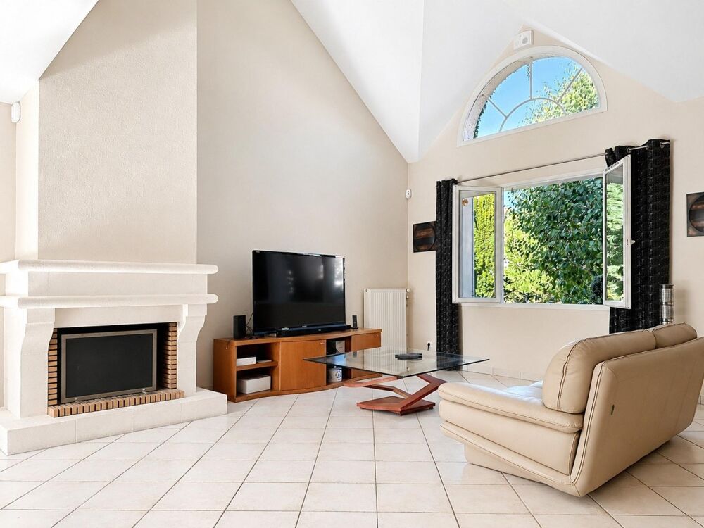 Vente Maison Espace et confort pour famille et télétravail Mennecy