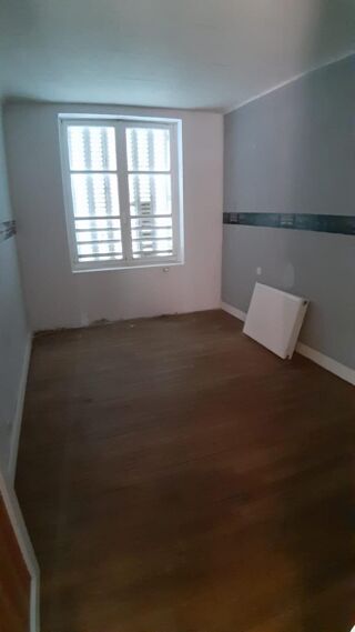  Maison à louer 7 pièces 150 m²