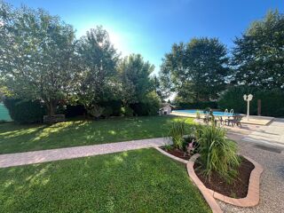  Maison  vendre 7 pices 182 m