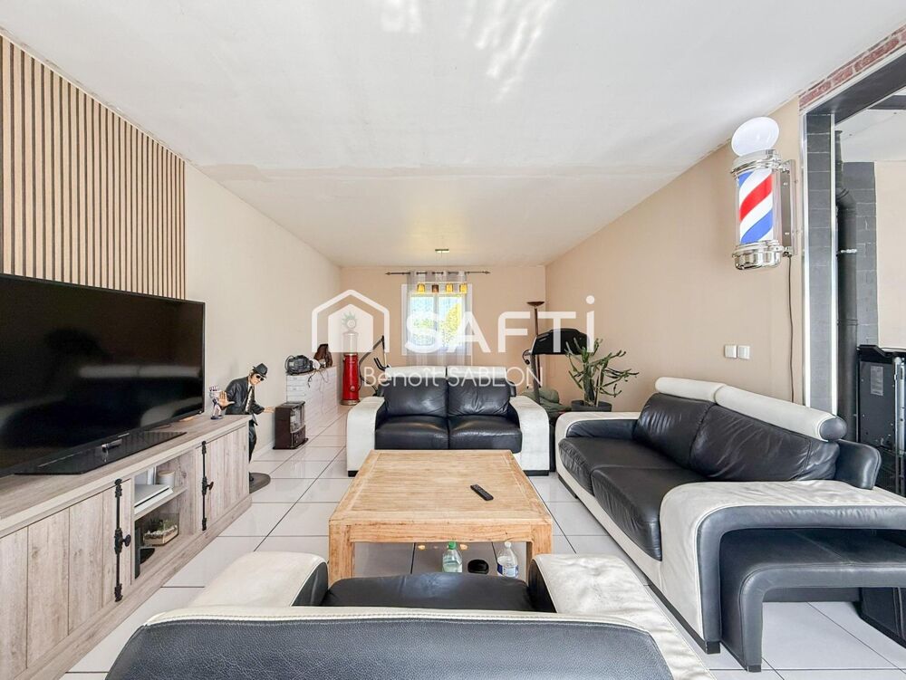 Vente Maison Maison 150m², grand séjour, 4 chambres et sous-sol Etretat