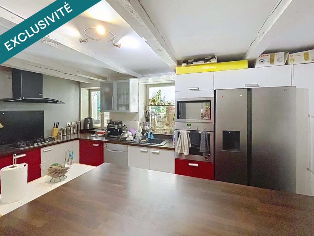 Maison familiale avec appartement indépendant et grand jardin