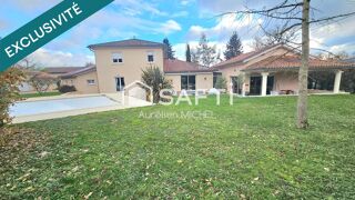  Maison  vendre 8 pices 236 m