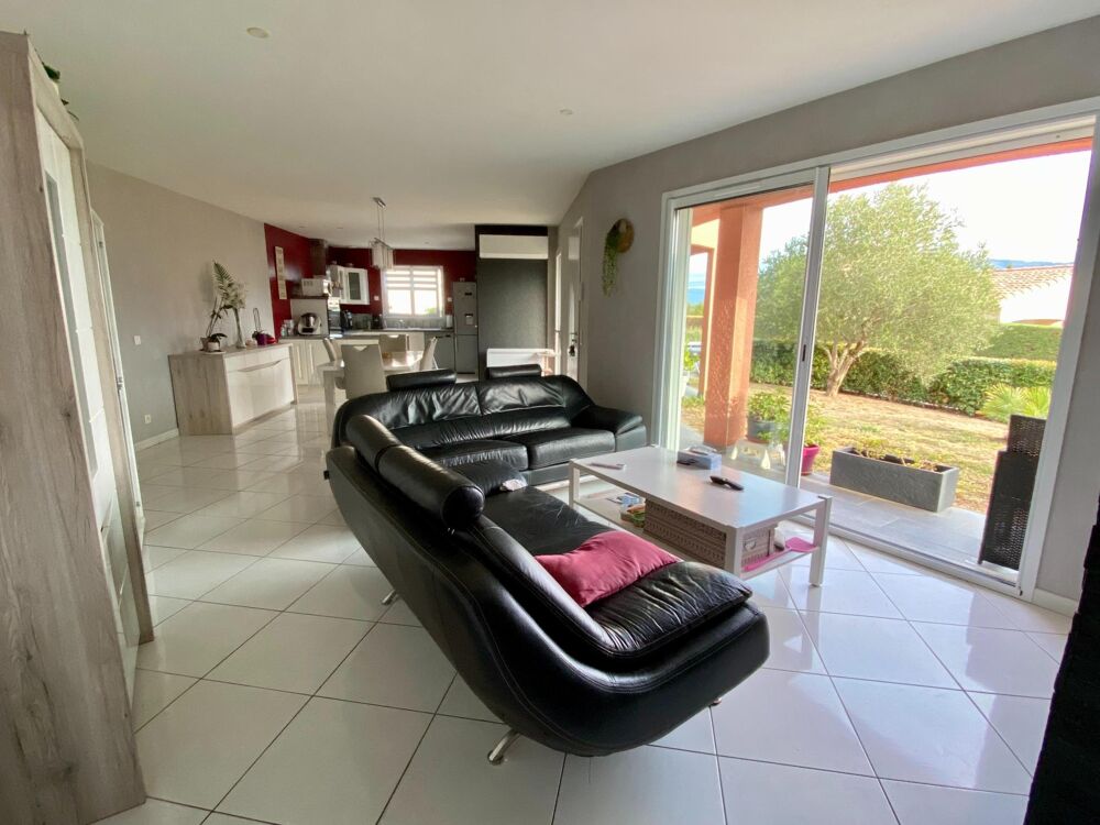 Vente Maison Maison plain pied avec garages et jardin attenant Payrin-augmontel