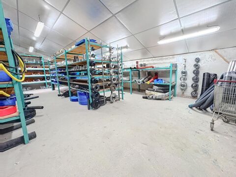   Murs commerciaux et Bureaux- rayon de braquage 42m 