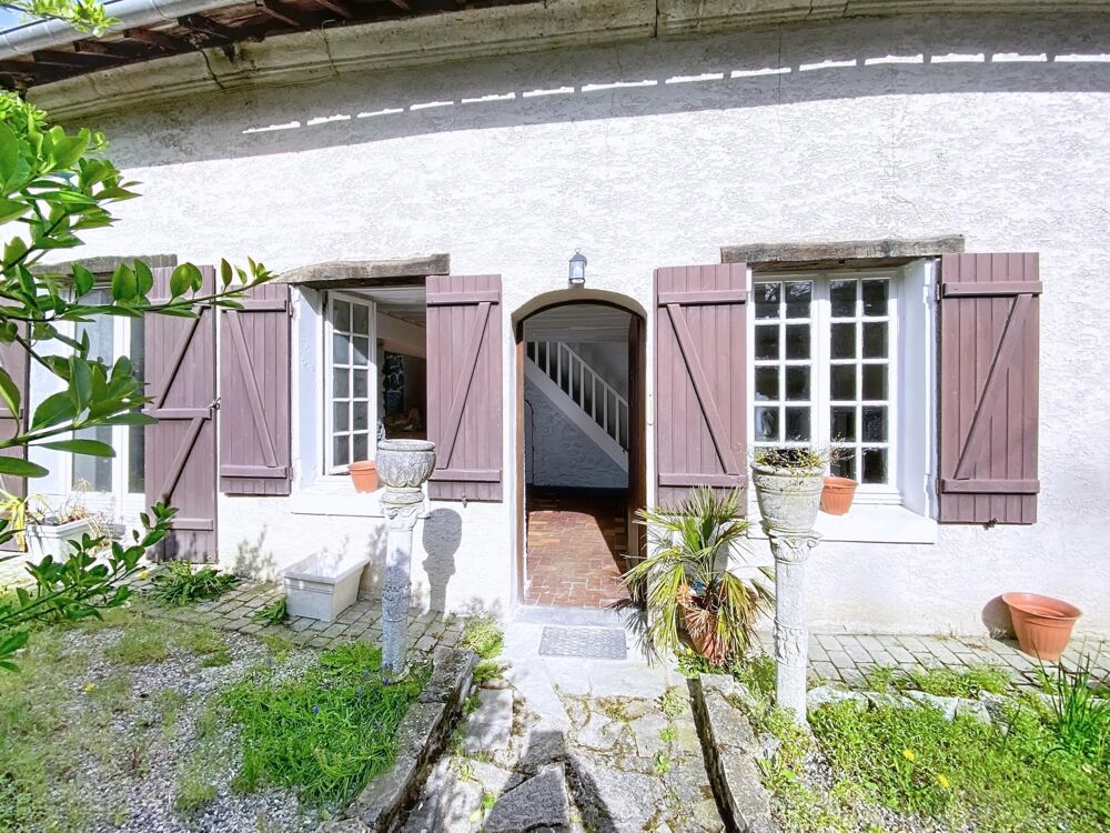 Belle maison ancienne, spacieuse et atypique
