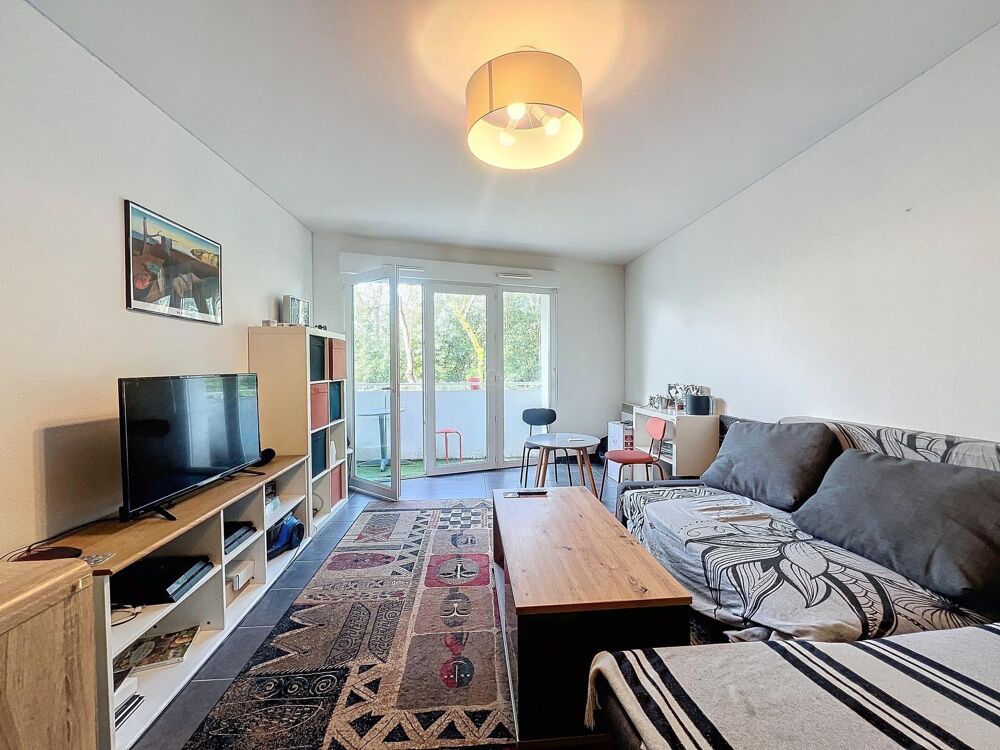 Vente Appartement Appartement T2 avec balcon et deux places de parking Floirac