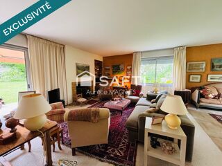  Maison à vendre 7 pièces 244 m²