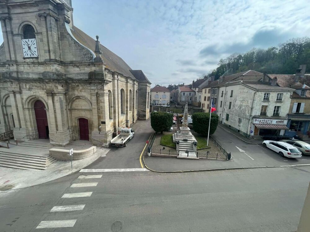 APPARTEMENT 132M², 3 CHAMBRES POSSIBLE ET JARDIN COMMUN