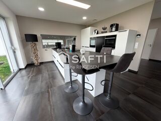  Maison à vendre 7 pièces 242 m²
