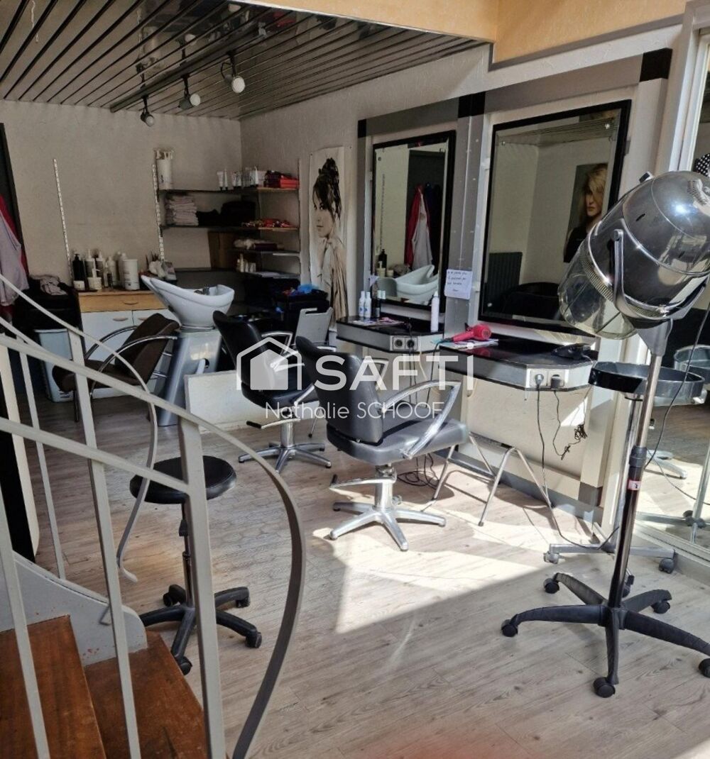 Vente Immeuble Au centre de Baud, un bien rare mêlant commerce et habitation. Baud
