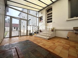  Maison à vendre 10 pièces 240 m²