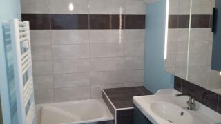  Immeuble � vendre 169 m�