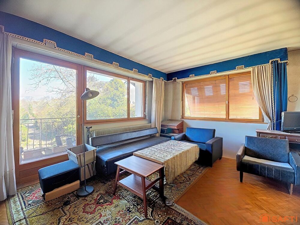 Proche commerces au calme