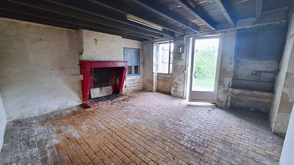 Ensemble immobilier à rénover sur plus de 3 000 m² de terrain