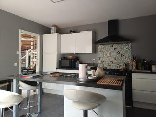  Maison  vendre 9 pices 207 m