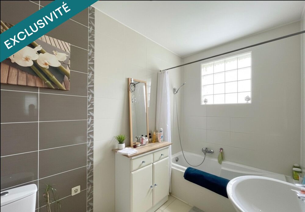 JARNY  Bel appartement avec balcon et parking