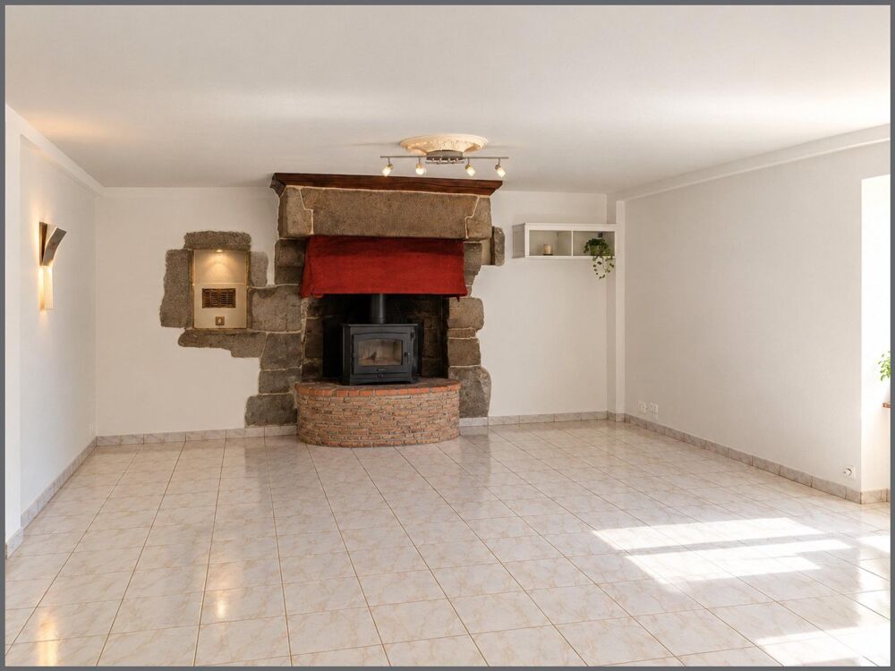 Vente Maison Belle longère en pierres avec studio indépendant à rafraichir, terrain clos, arboré de 1612 m 2. 12 MN de Combourg. Meillac
