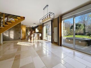  Maison � vendre 8 pi�ces 194 m�