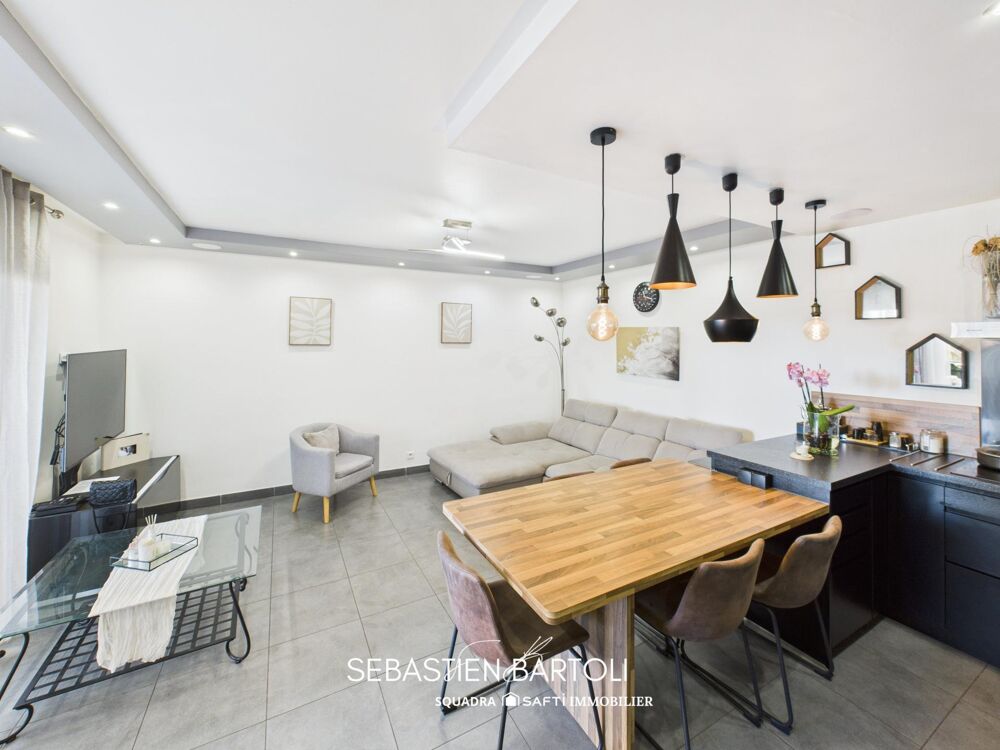 Vente Appartement Appartement cosy 60m2 avec terrasse proximité tous commerces Porto-vecchio