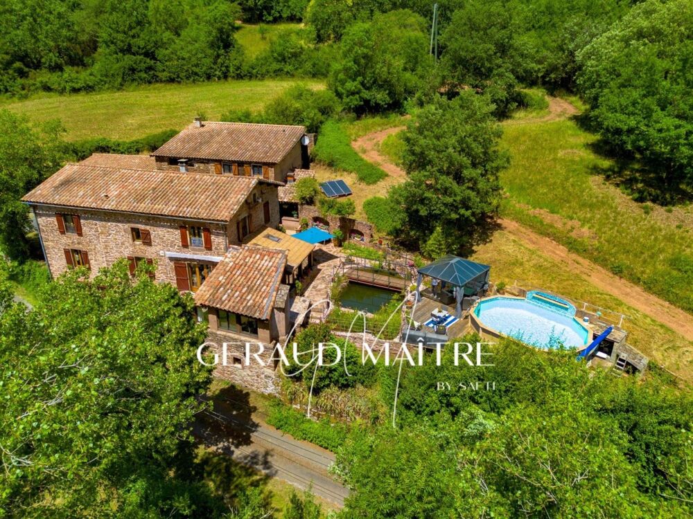 Maison de charme isolée avec gite indépendant, piscine, garage à camping-car, 3ha