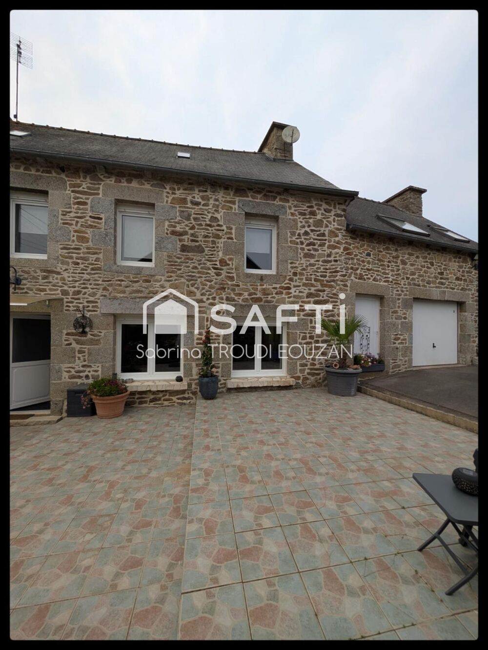 Maison en pierre entièrement rénovée avec terrain détachable constructible, aucun travaux à prévoir-3 chambres -Bureau -Jardin c