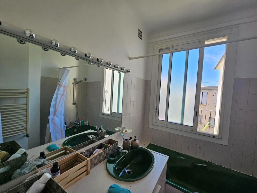 Vente Appartement T2 - Grande terrasse coeur des 5 avenues Marseille 4