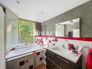  Maison  vendre 6 pices 192 m