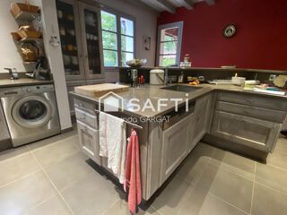  Maison � vendre 8 pi�ces 210 m�