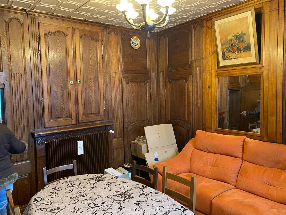 une maison située proche la voie rapide de NANCY et EPINAL