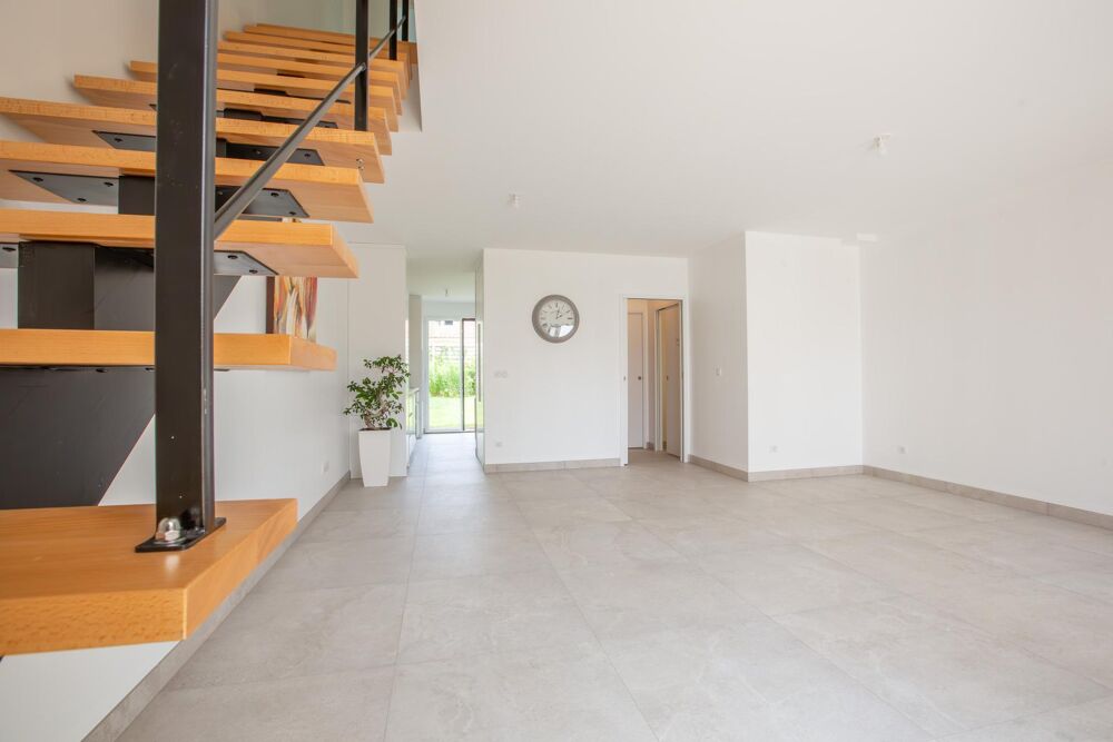 Vente Maison SUPERBE MAISON FAMILIALE -2023-DPE A- 104m2-GARANTIE DECENNALE Le mesnil-saint-denis